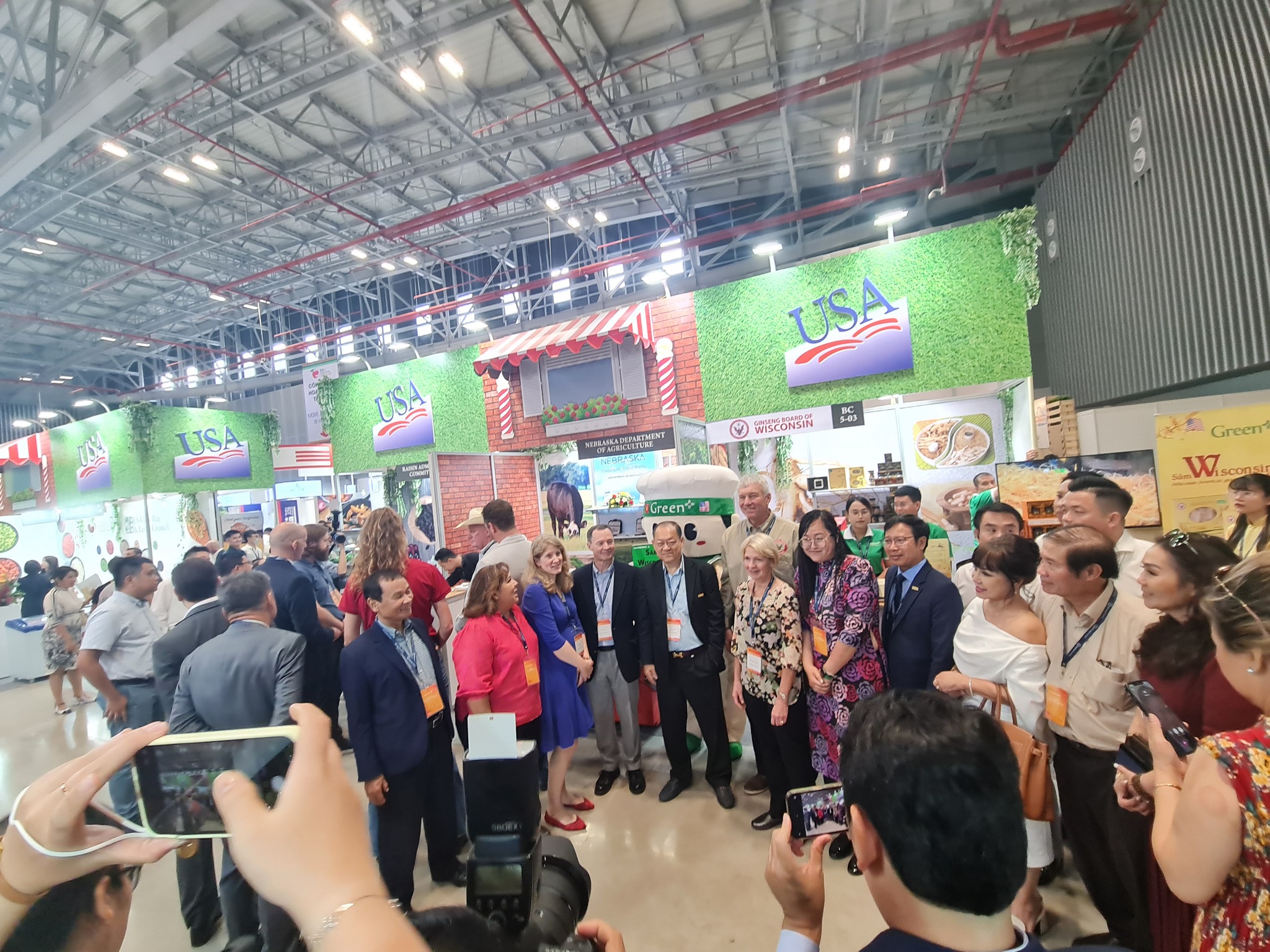 CÔNG TY CỔ PHẦN TẬP ĐOÀN GREEN+