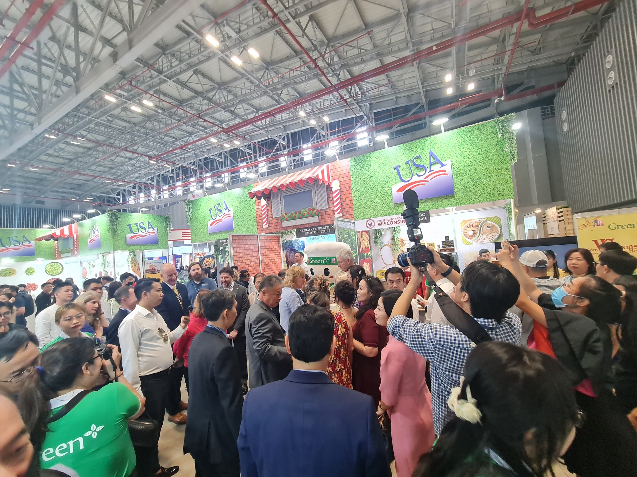 CÔNG TY CỔ PHẦN TẬP ĐOÀN GREEN+